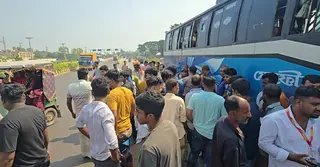 ঢাকা-আরিচা মহাসড়কে ‘সেলফি’ পরিবহন বন্ধ